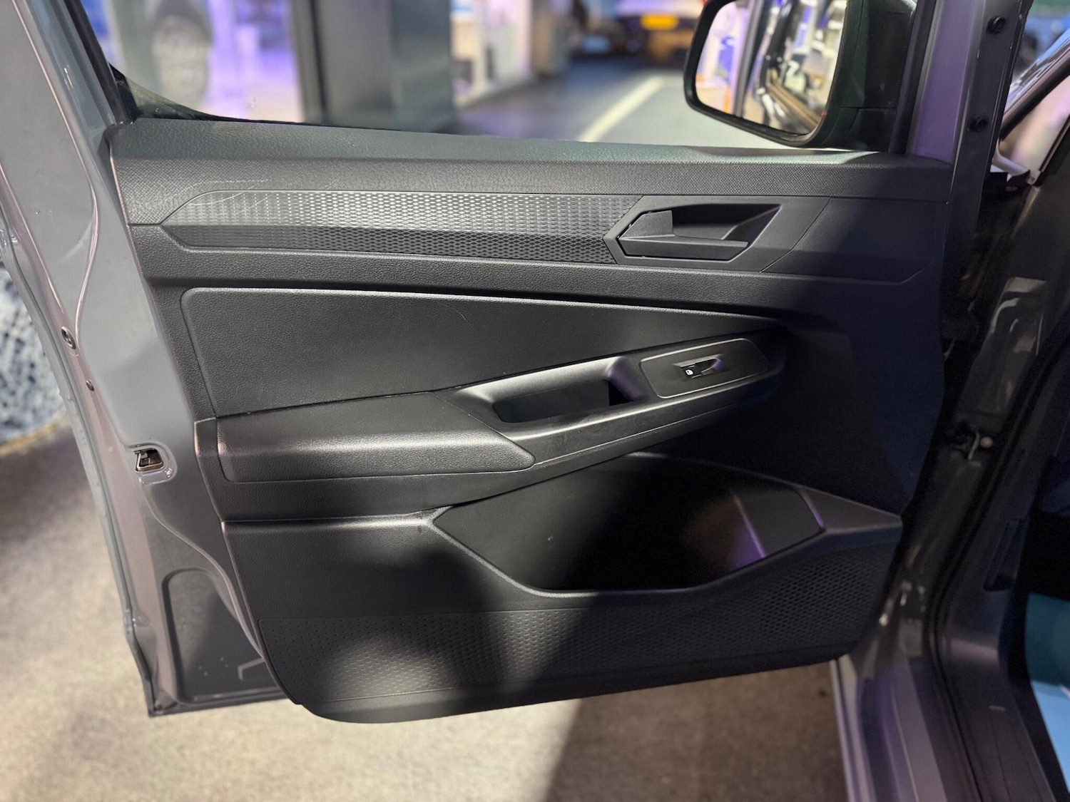 Used Volkswagen Caddy for sale - 77883131: Photo 49