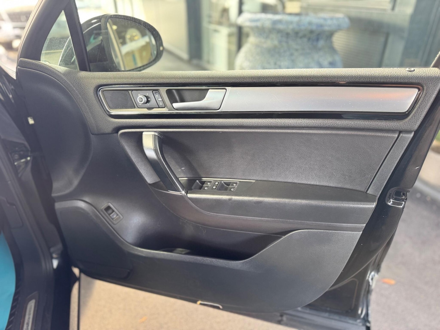 Used Volkswagen Touareg 2015 for sale - 78033789: Photo 31