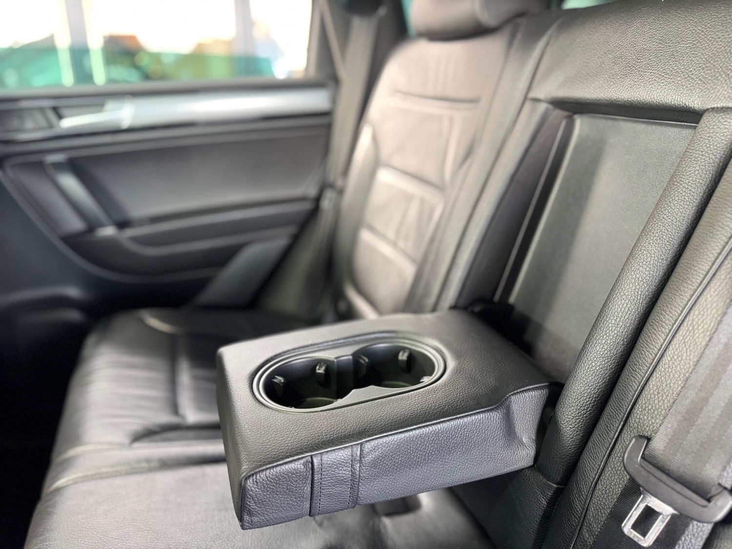 Used Volkswagen Touareg 2015 for sale - 78033789: Photo 67