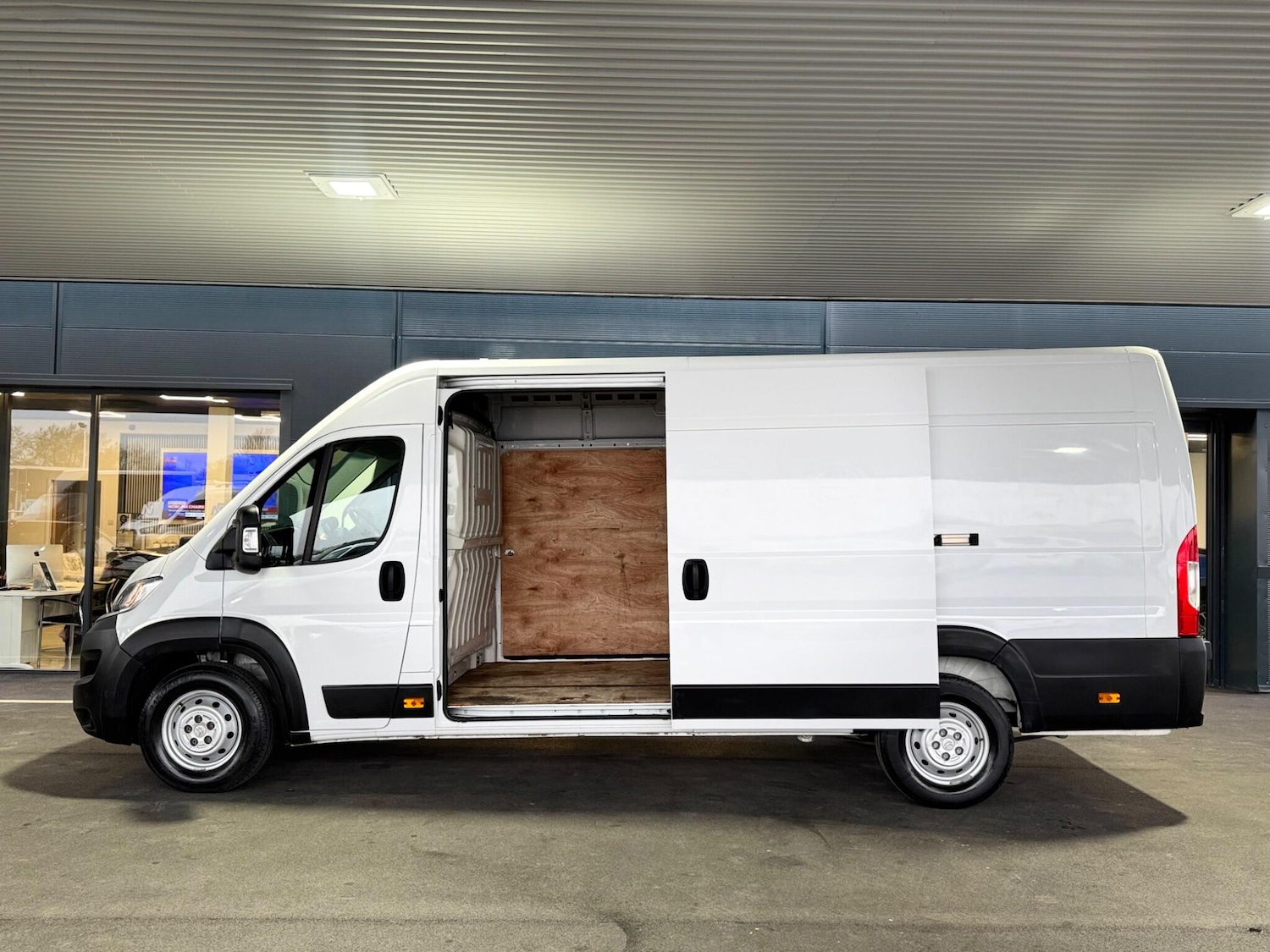 Used Citroen Relay 2023 for sale - 77993981: Photo 19