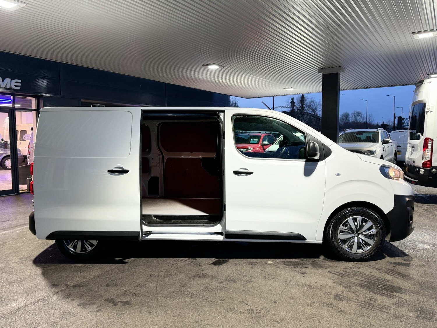 Used Peugeot Expert 2022 for sale - 77015765: Photo 20