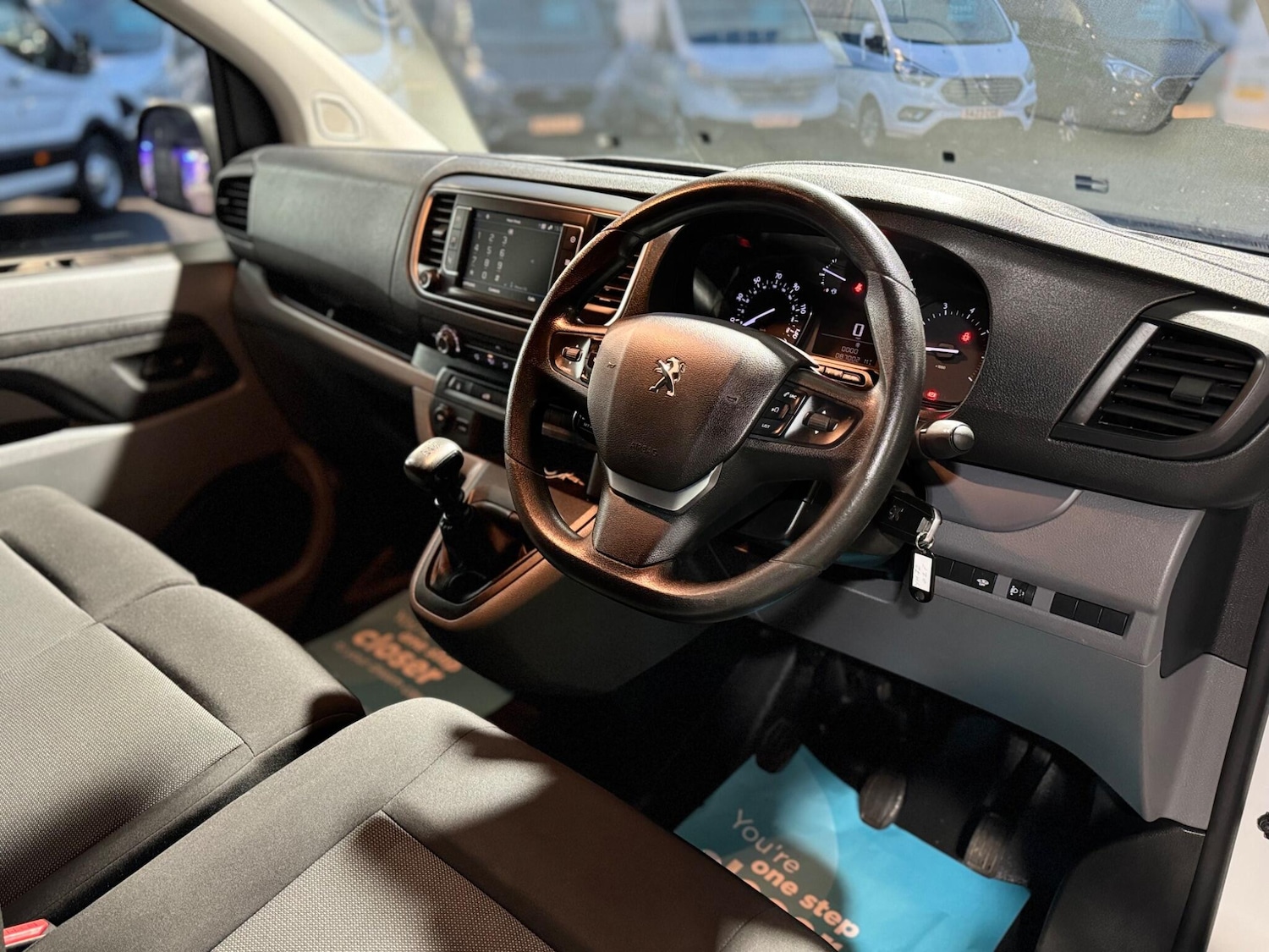 Used Peugeot Expert 2022 for sale - 77015765: Photo 40