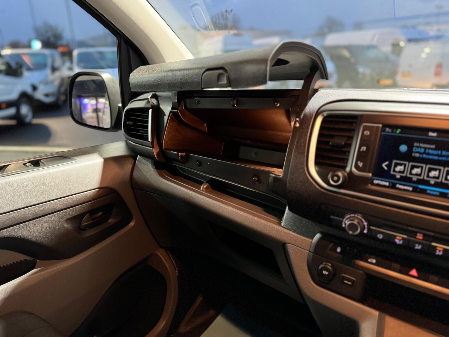 Used Peugeot Expert 2022 for sale - 77015765: Photo 55