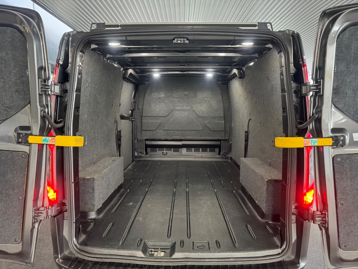 Used Ford Transit Custom for sale - 78116603: Photo 21