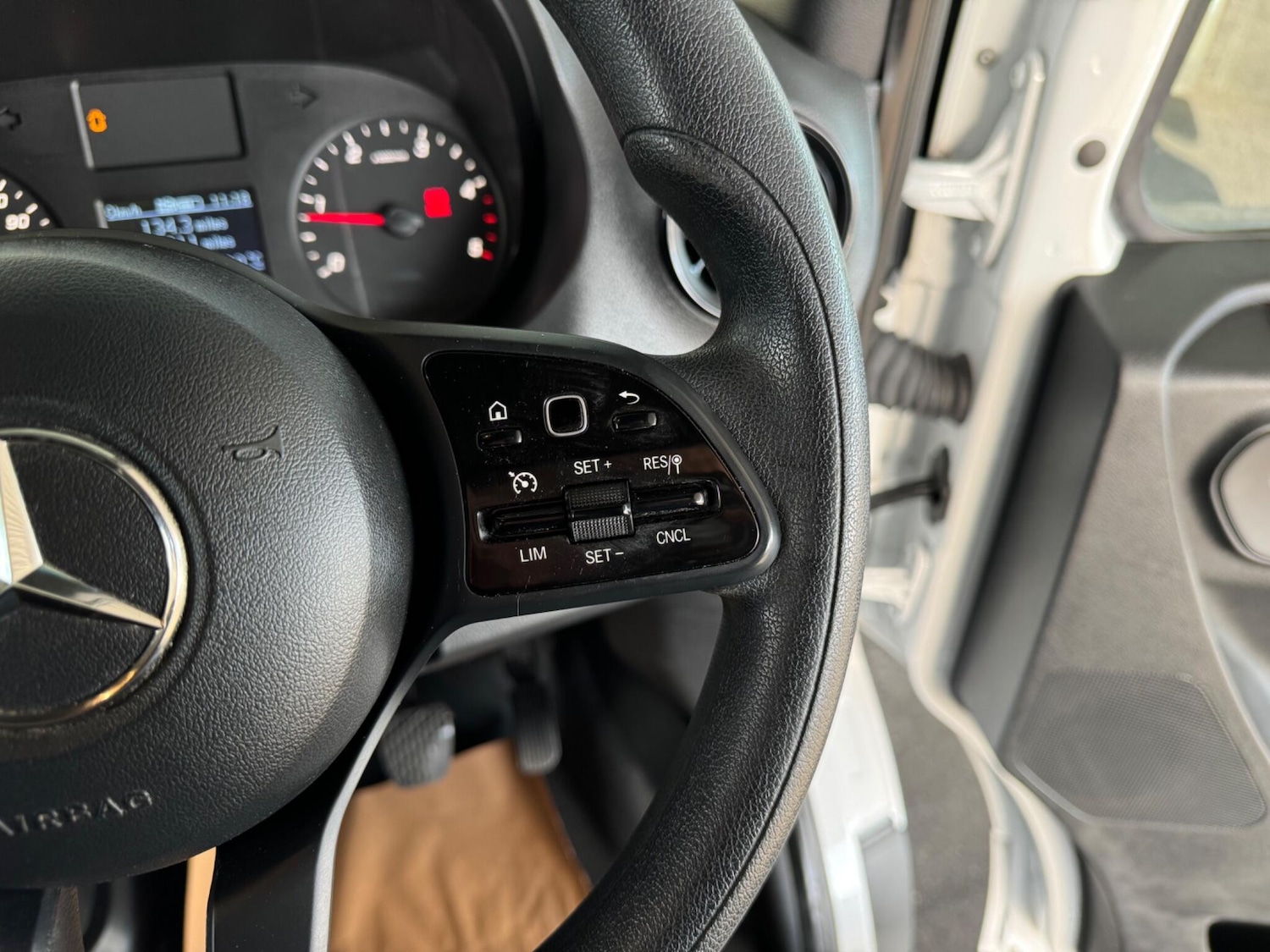 Used Mercedes-Benz Sprinter 2022 for sale - 76607659: Photo 40