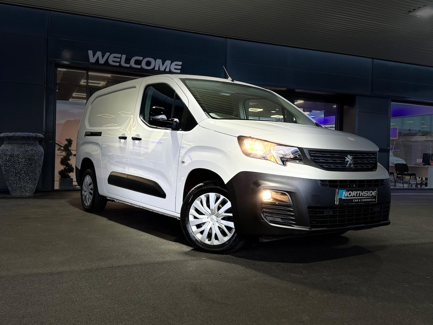 Used Peugeot Partner 2022 for sale - 76360939: Photo 14