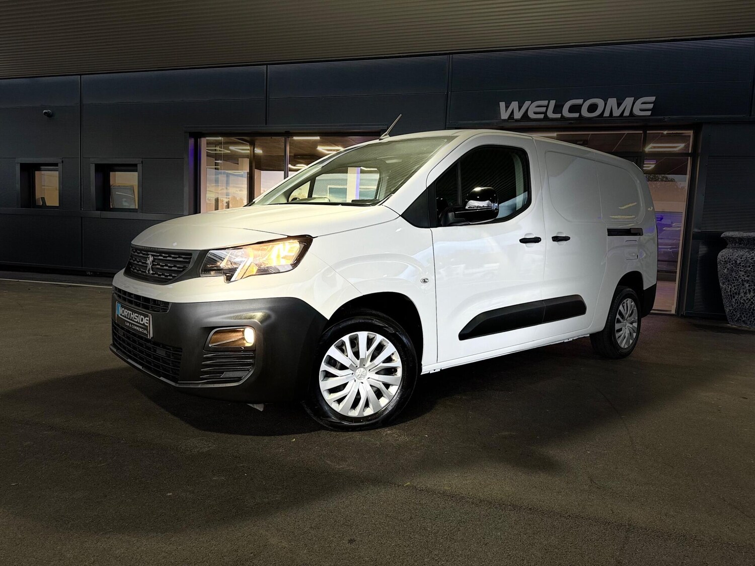 Used Peugeot Partner 2022 for sale - 76360939: Photo 16