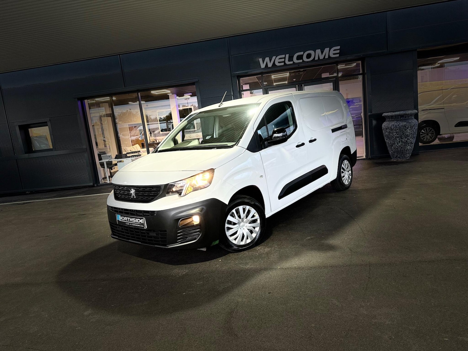 Used Peugeot Partner 2022 for sale - 76360939: Photo 17