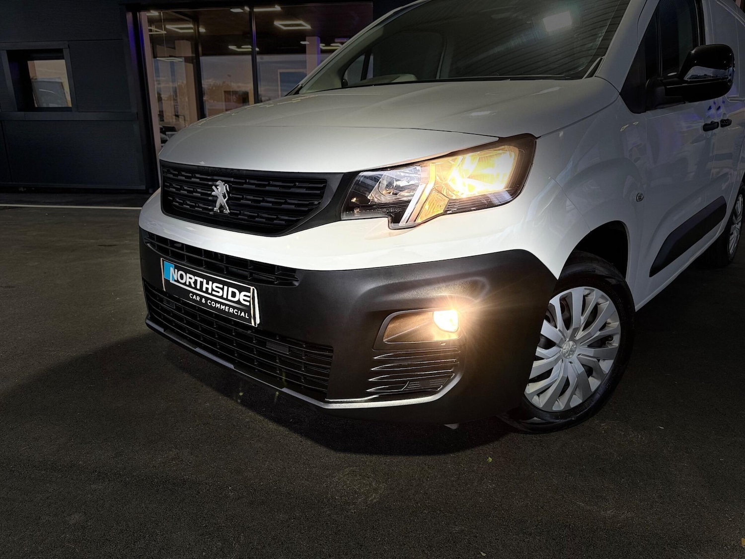 Used Peugeot Partner 2022 for sale - 76360939: Photo 19