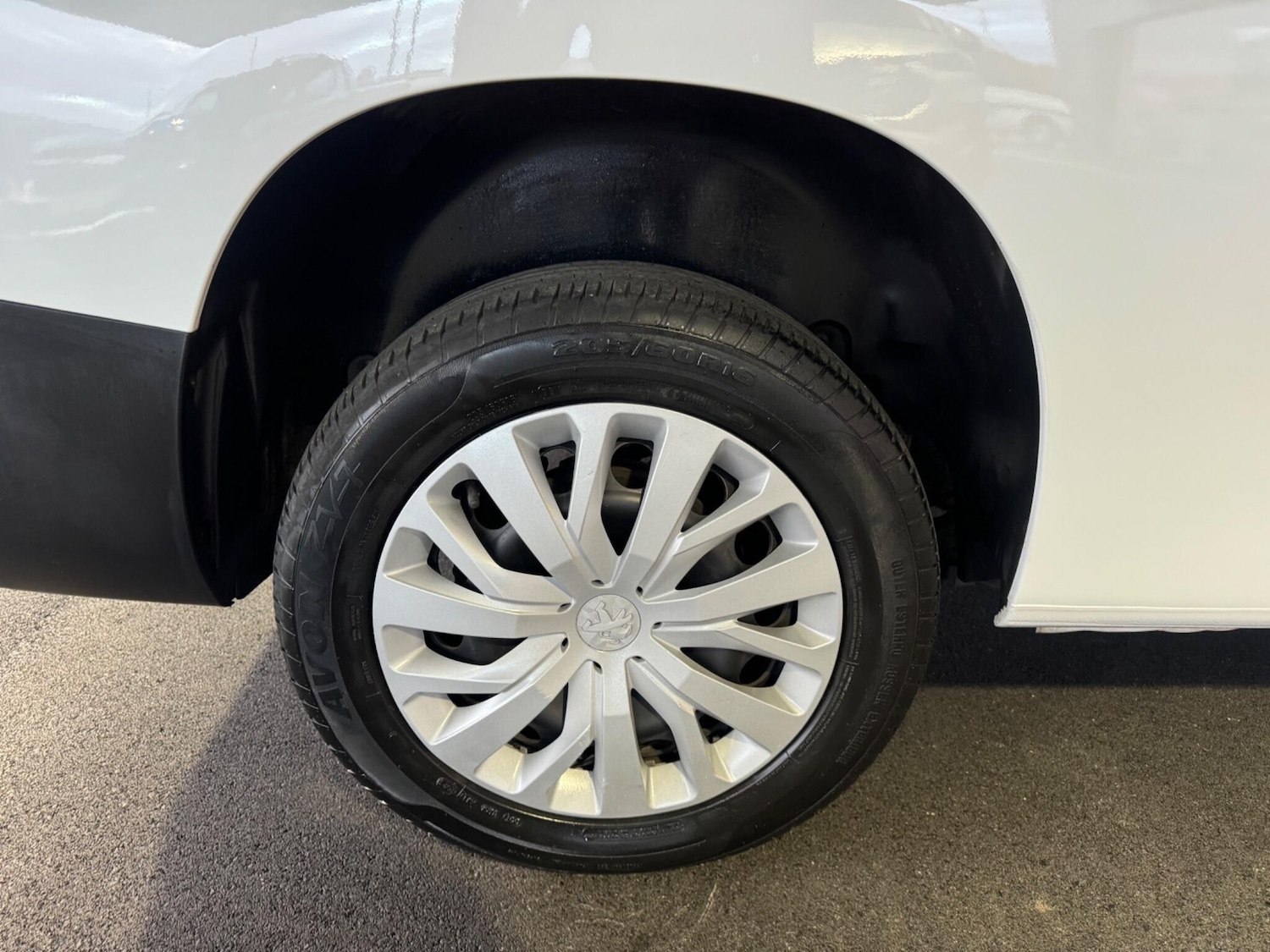 Used Peugeot Partner 2022 for sale - 76360939: Photo 38