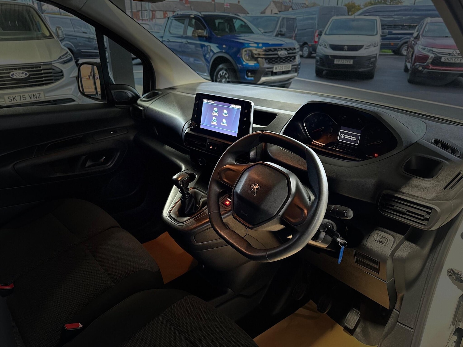 Used Peugeot Partner 2022 for sale - 76360939: Photo 44