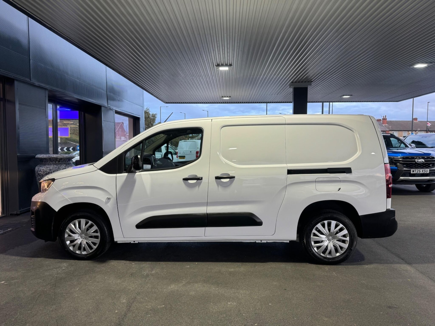 Used Peugeot Partner 2022 for sale - 76360939: Photo 6