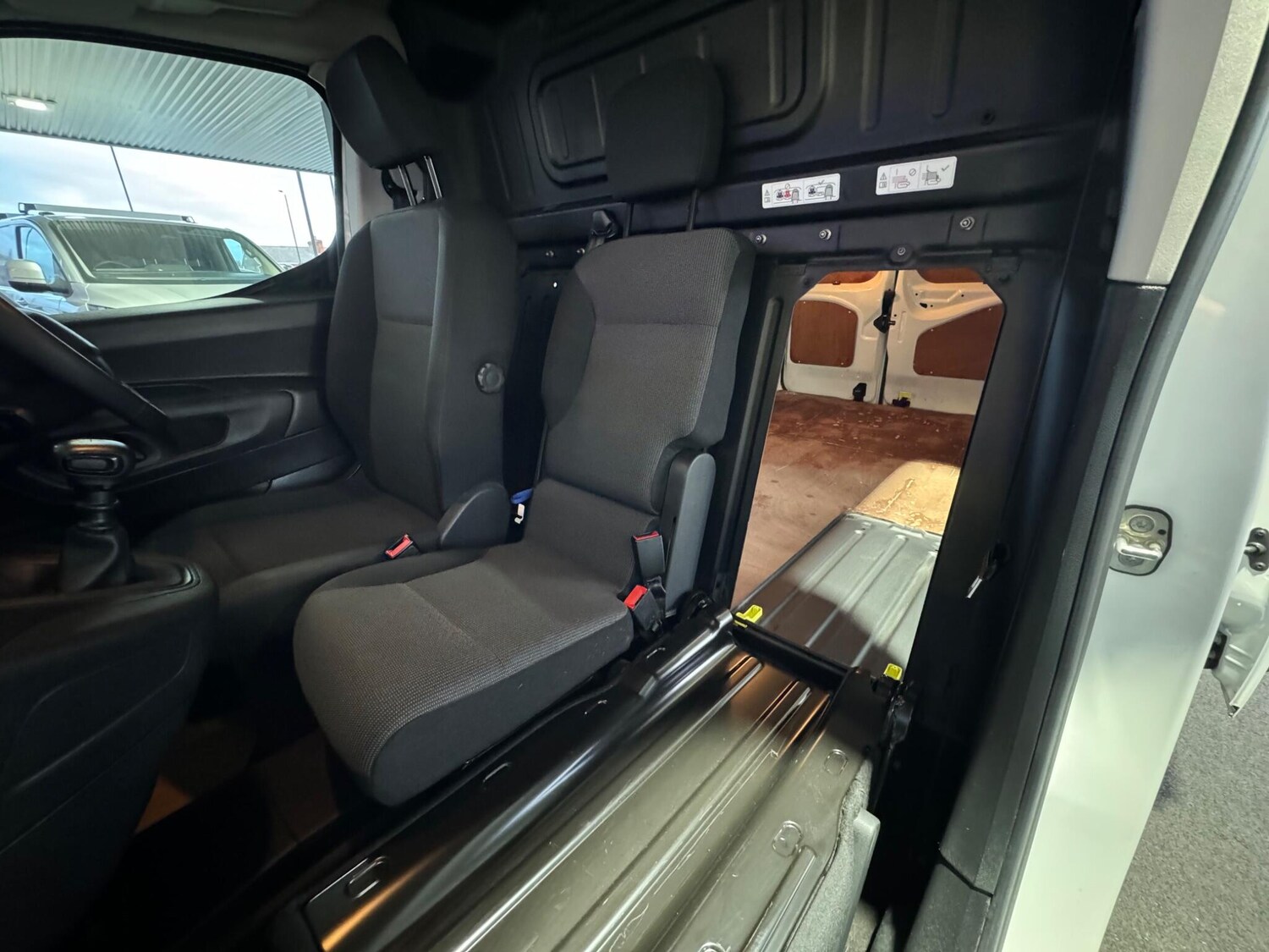 Used Peugeot Partner 2022 for sale - 76360939: Photo 69