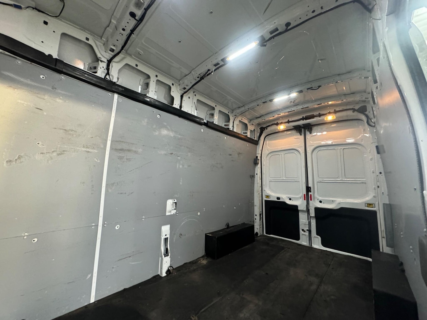 Used Ford Transit 2020 for sale - 76913907: Photo 25