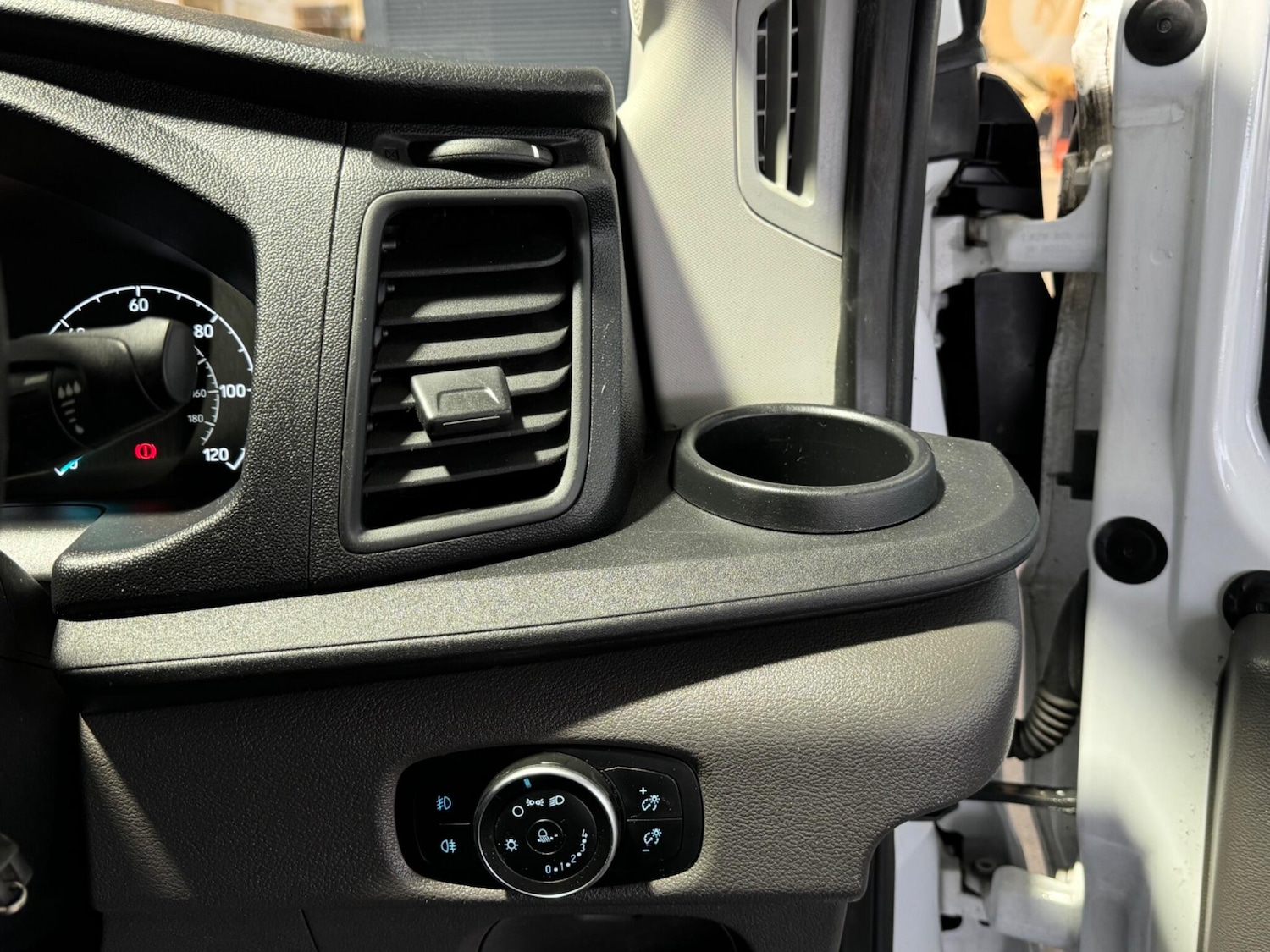 Used Ford Transit 2020 for sale - 76913907: Photo 47