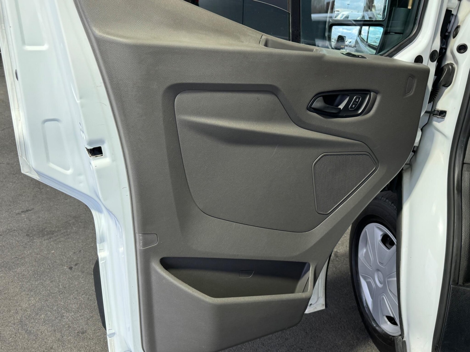 Used Ford Transit 2020 for sale - 76913907: Photo 64