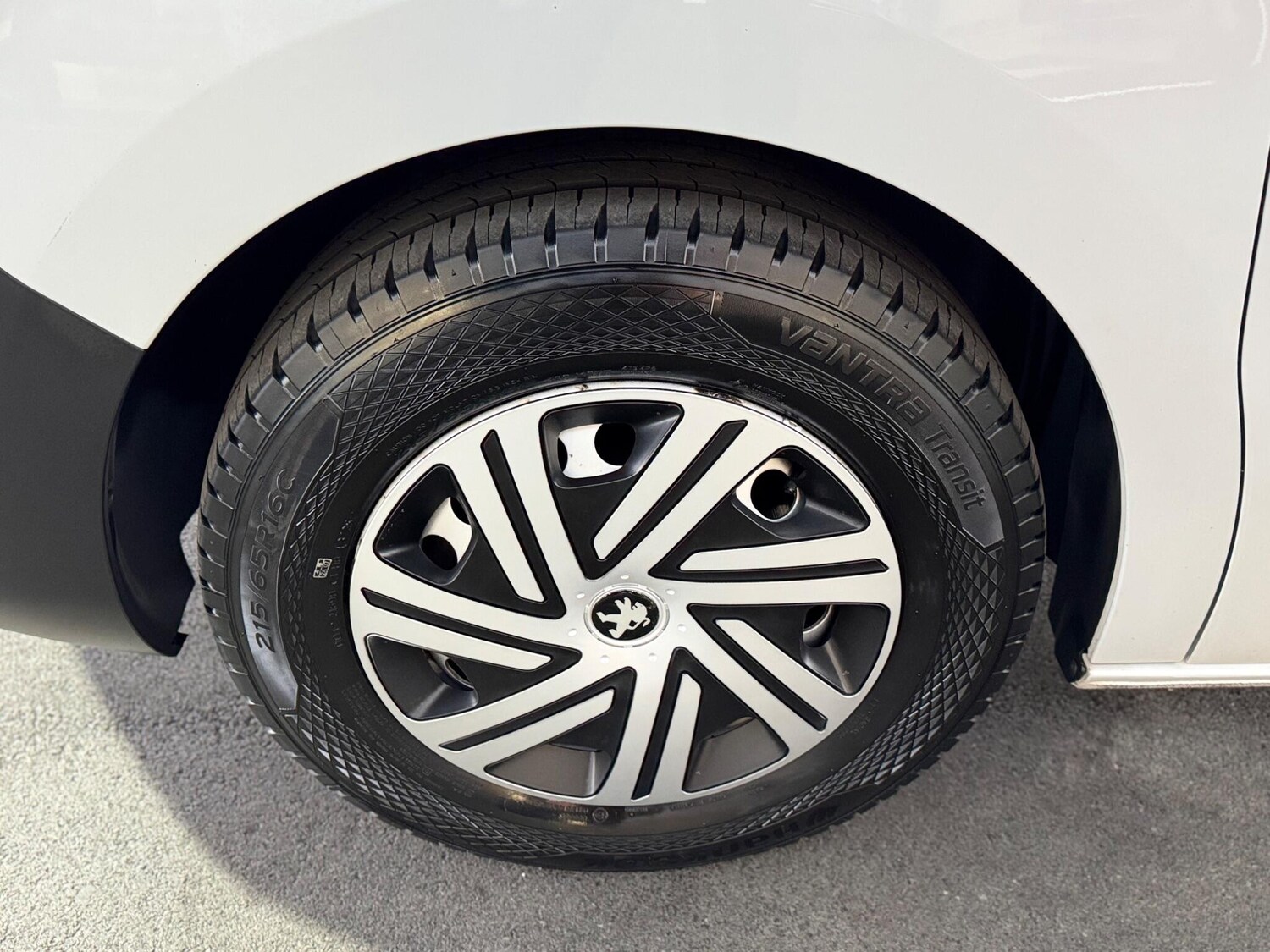 Used Peugeot Expert 2022 for sale - 78100661: Photo 34