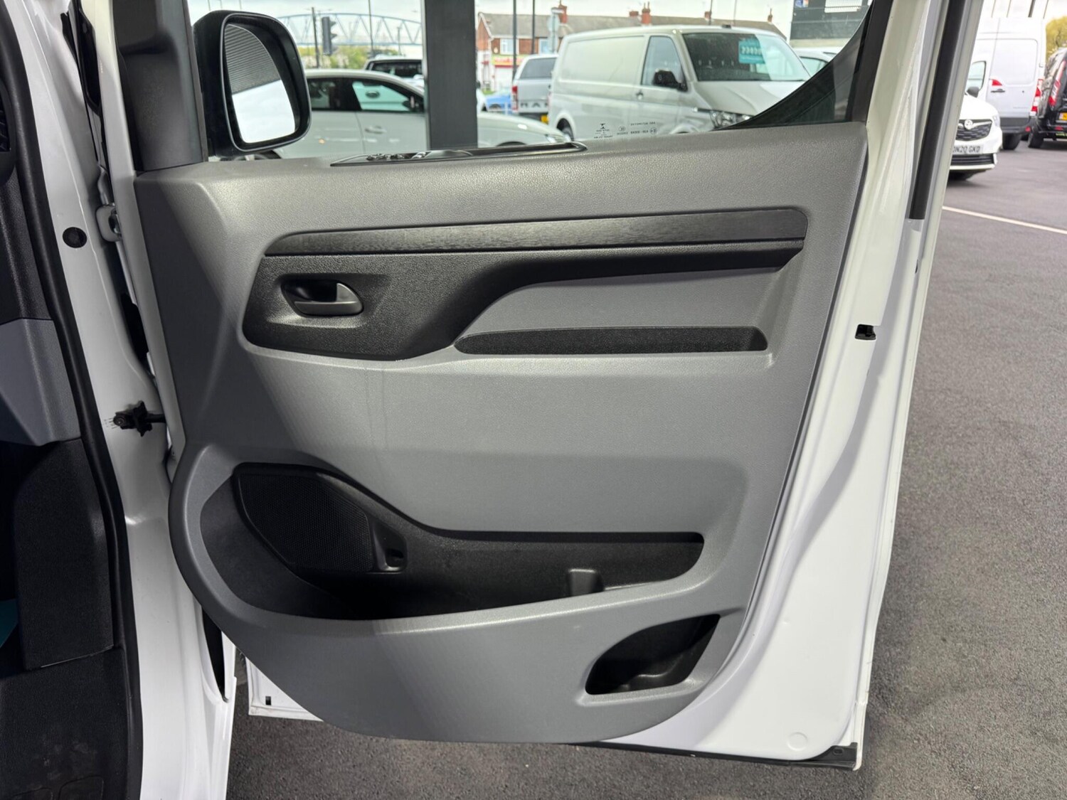 Used Peugeot Expert 2022 for sale - 78100661: Photo 42