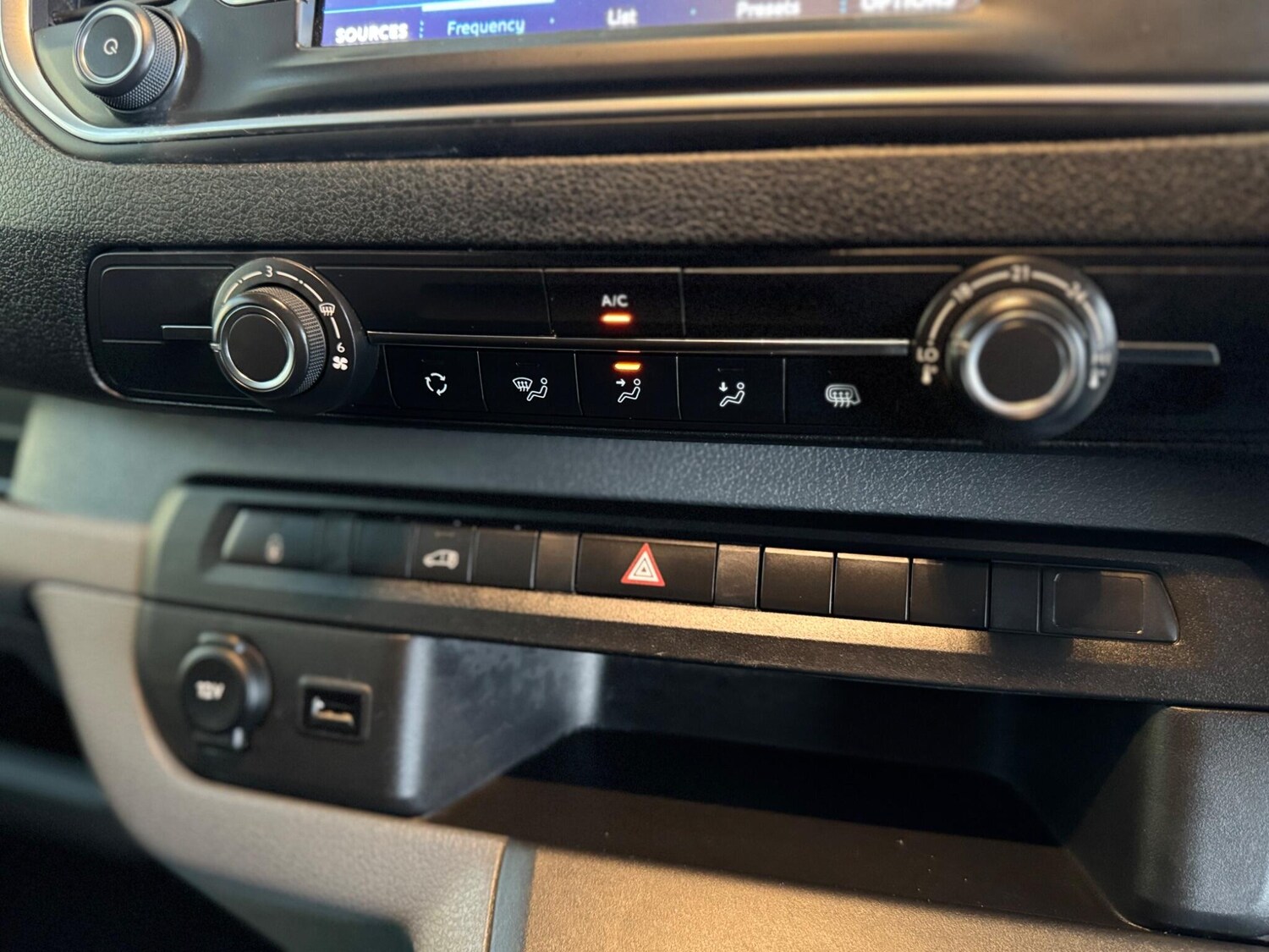 Used Peugeot Expert 2022 for sale - 78100661: Photo 57