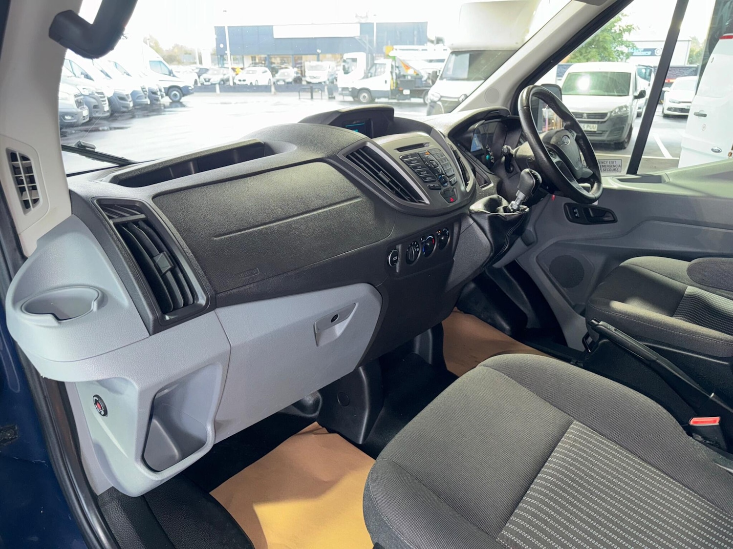 Used Ford Transit 2018 for sale - 76397941: Photo 48