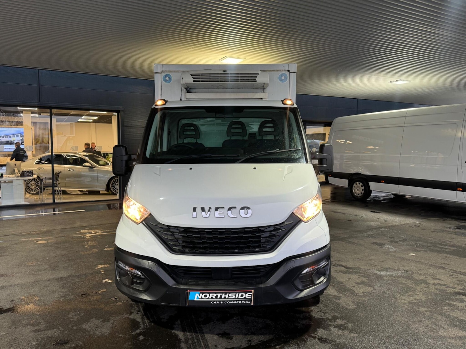 Used Iveco Daily 2021 for sale - 76584931: Photo 2