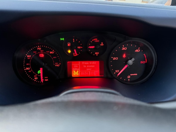 Used Iveco Daily 2017 for sale - 74160946: Photo 43