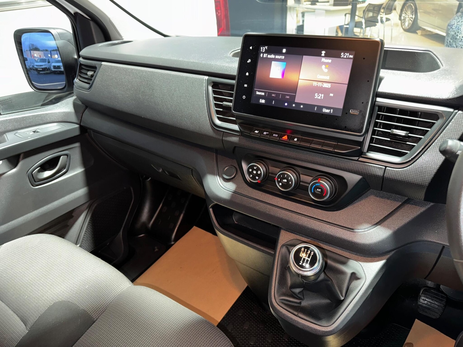 Used Renault Trafic 2022 for sale - 76913560: Photo 41