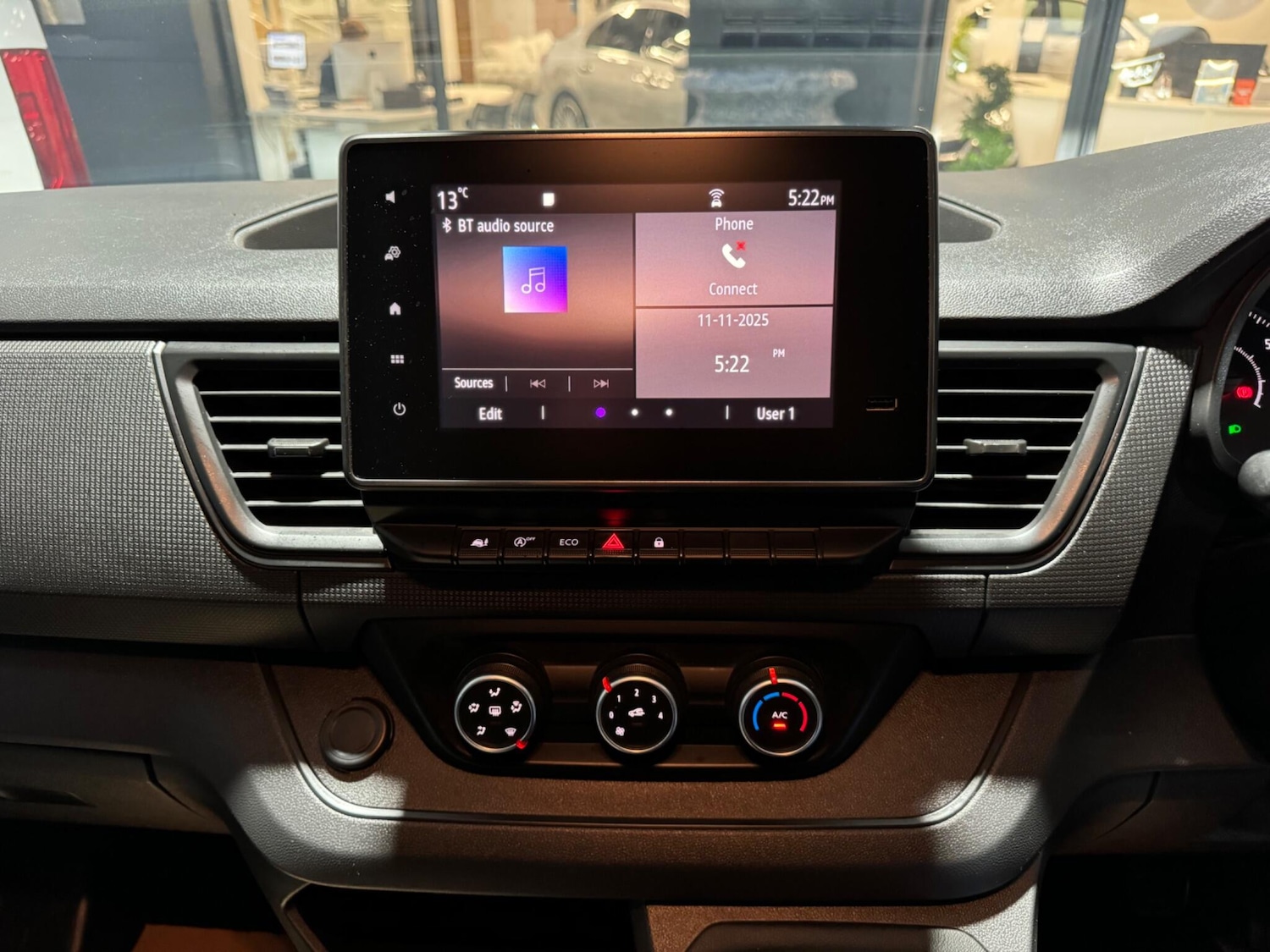 Used Renault Trafic 2022 for sale - 76913560: Photo 42