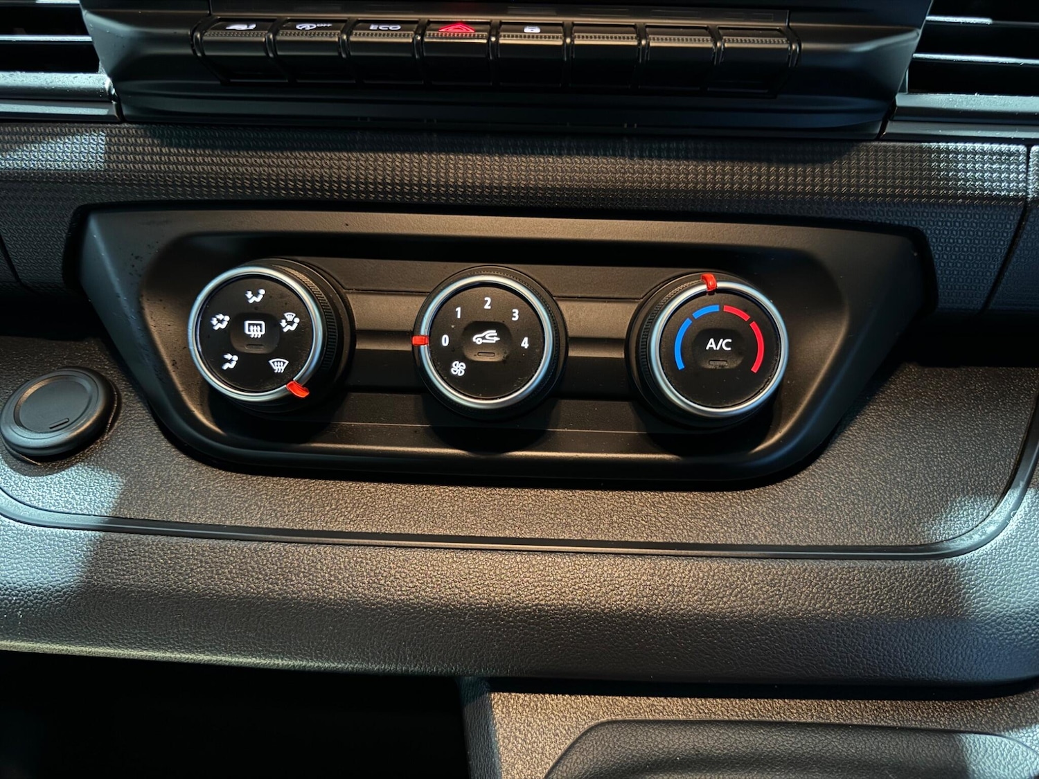 Used Renault Trafic 2022 for sale - 76913560: Photo 46