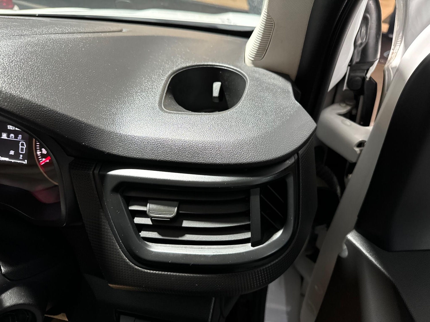 Used Renault Trafic 2022 for sale - 76913560: Photo 60