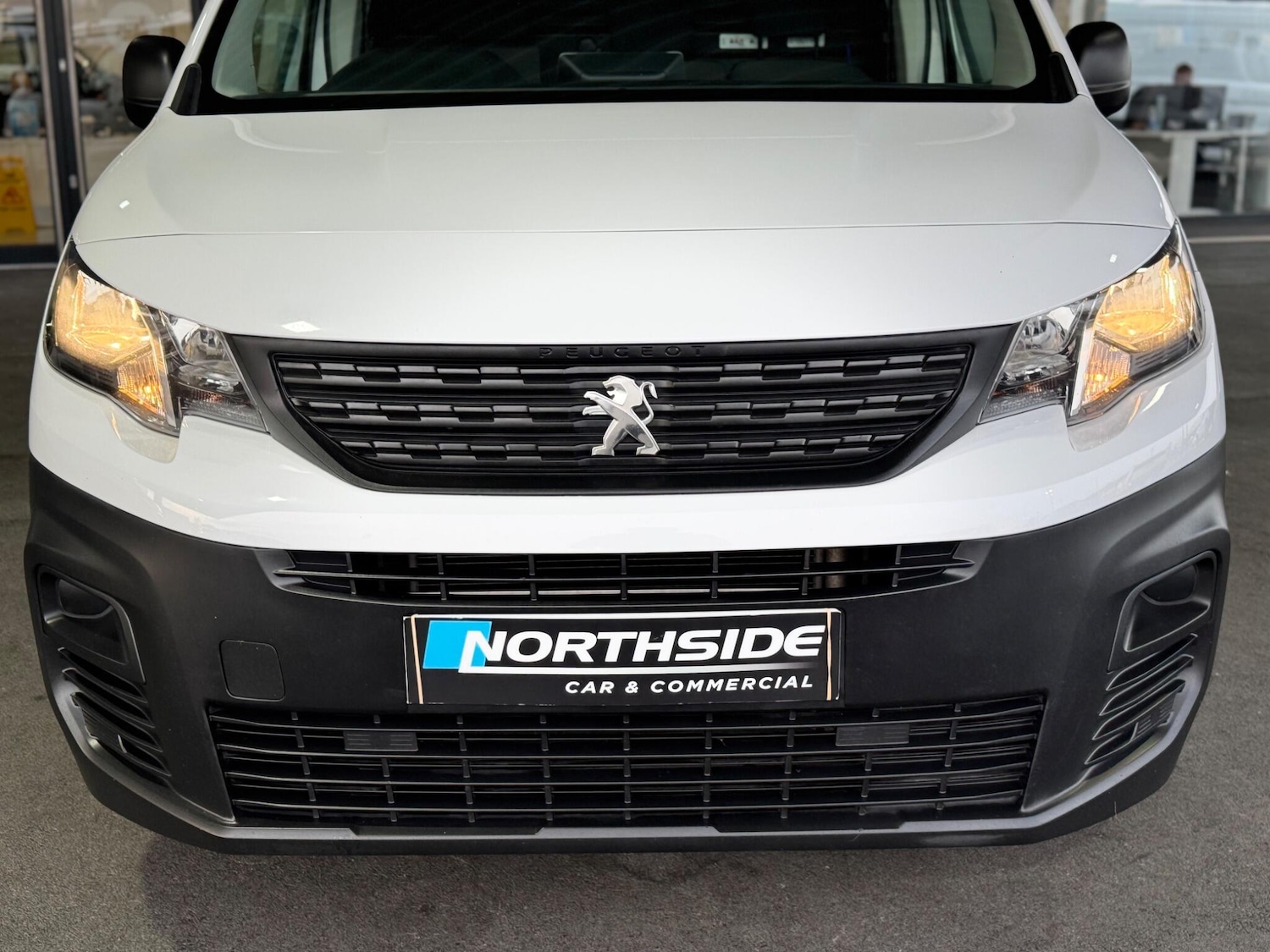 Used Peugeot Partner 2023 for sale - 77969701: Photo 11
