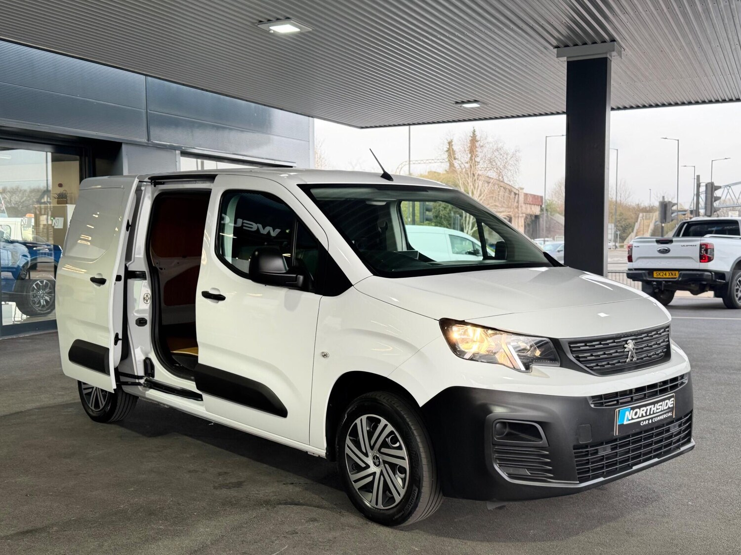 Used Peugeot Partner 2023 for sale - 77969701: Photo 17