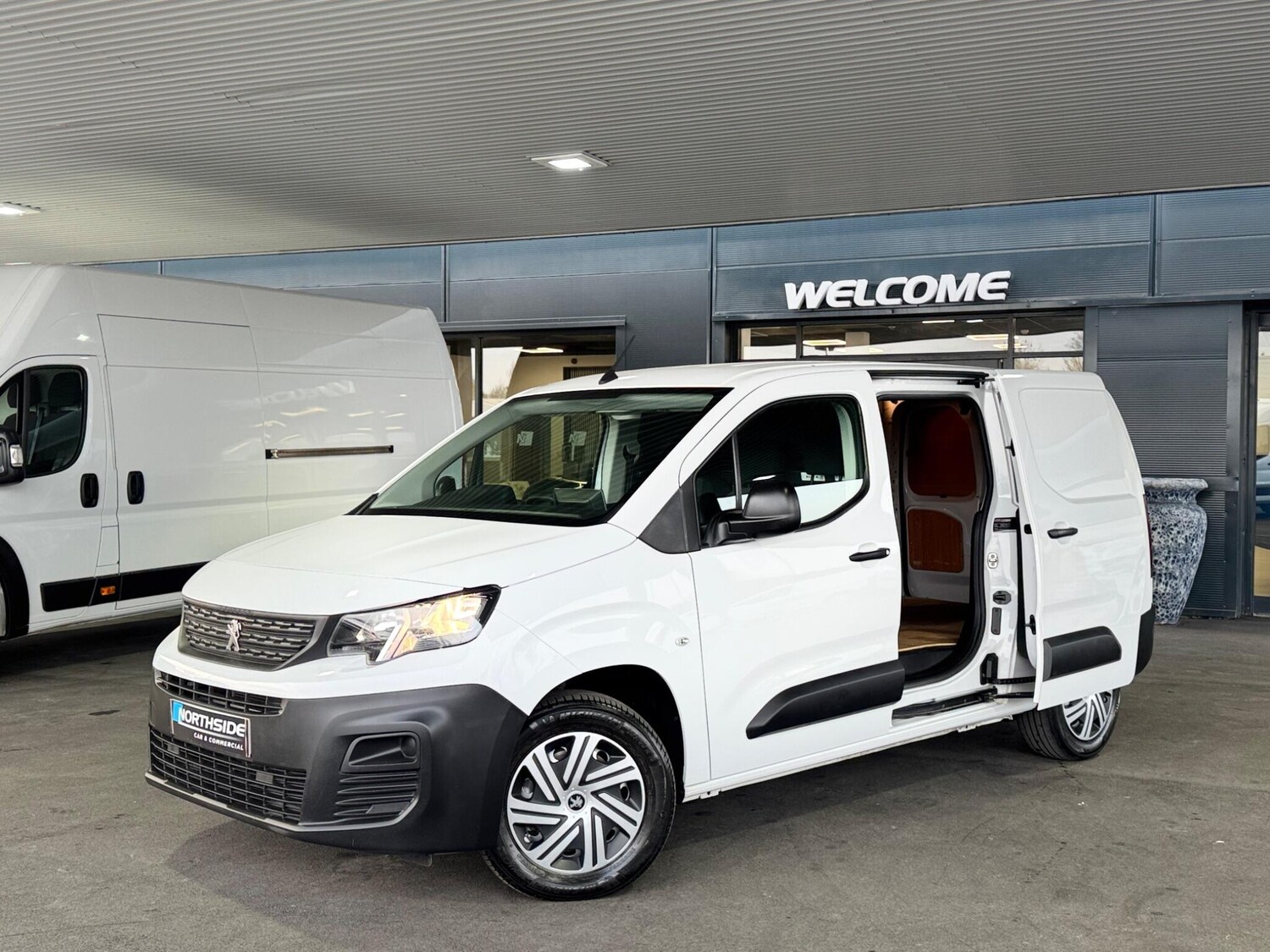 Used Peugeot Partner 2023 for sale - 77969701: Photo 18