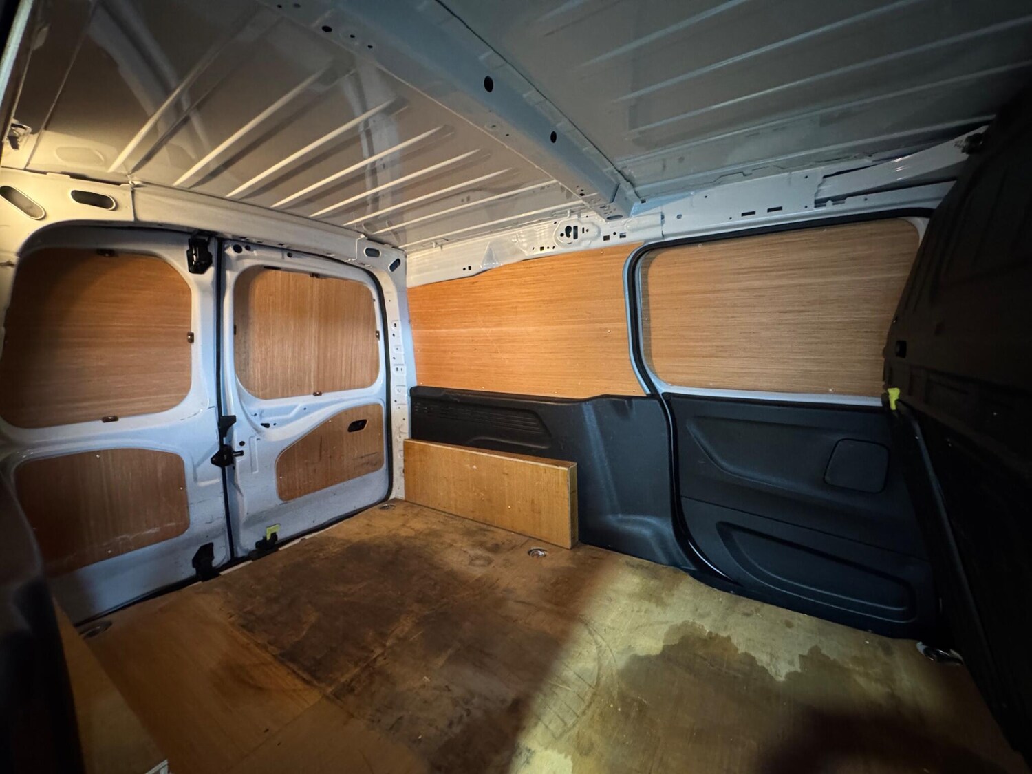 Used Peugeot Partner 2023 for sale - 77969701: Photo 24