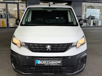 Used Peugeot Partner 2023 for sale - 77969701: Photo