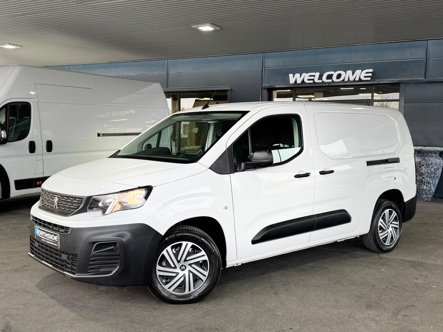 Used Peugeot Partner 2023 for sale - 77969701: Photo 3