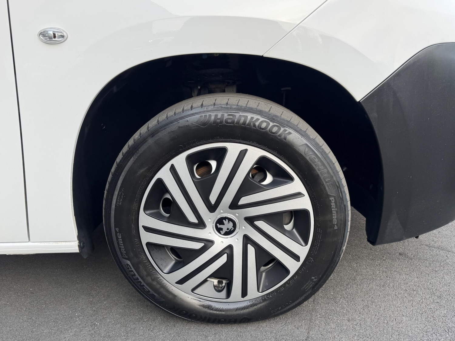 Used Peugeot Partner 2023 for sale - 77969701: Photo 32