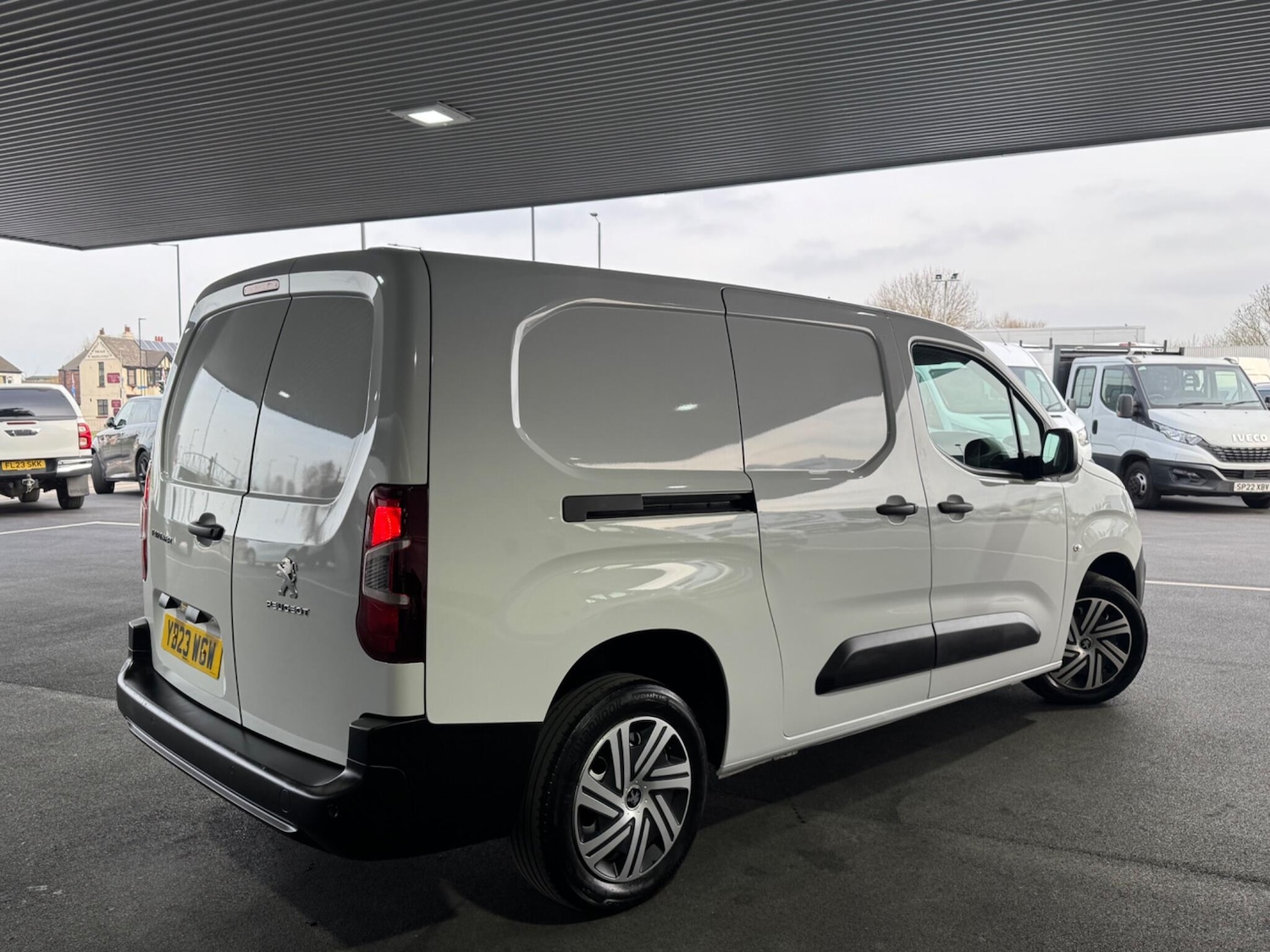 Used Peugeot Partner 2023 for sale - 77969701: Photo 9