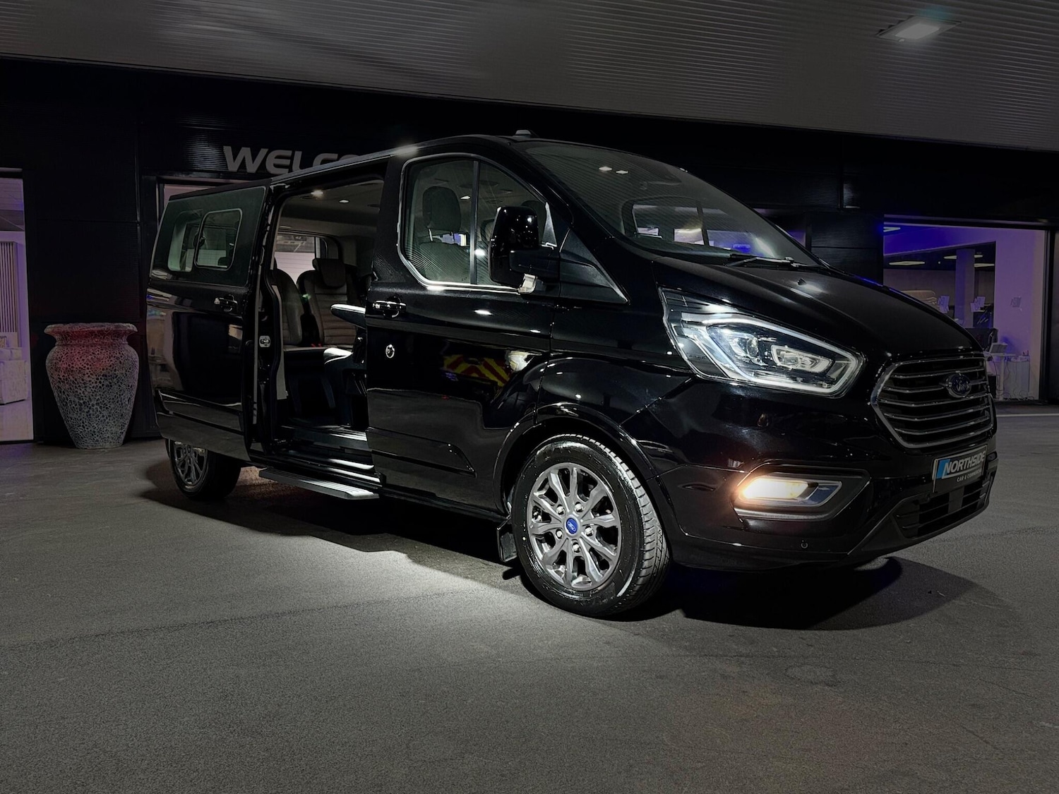 Used Ford Tourneo Custom 2021 for sale - 76457397: Photo 12