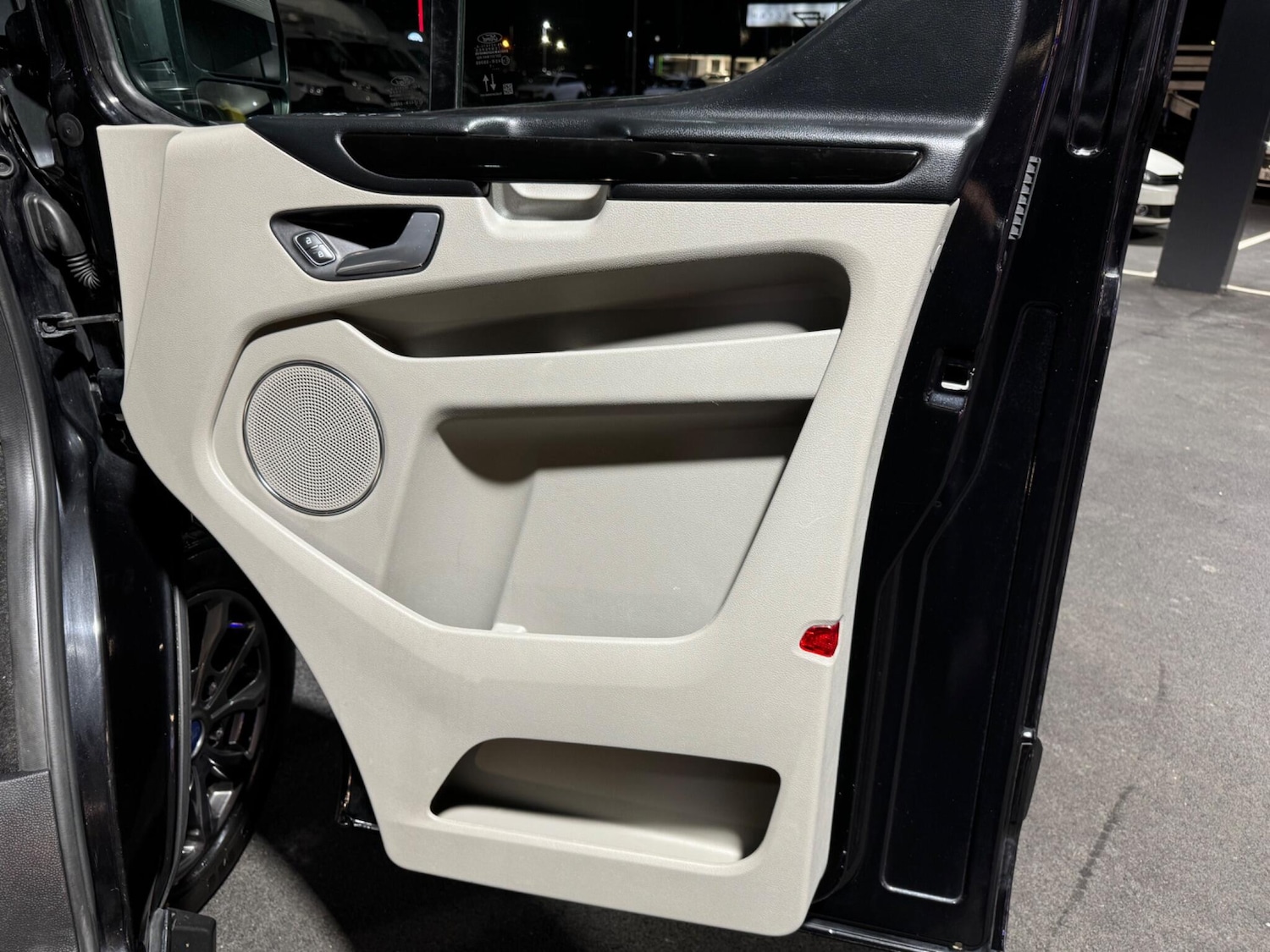 Used Ford Tourneo Custom 2021 for sale - 76457397: Photo 27