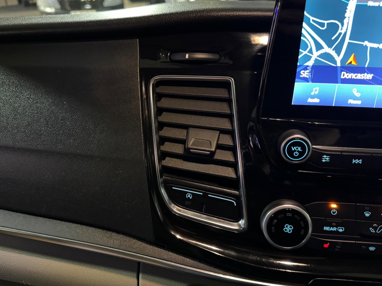 Used Ford Tourneo Custom 2021 for sale - 76457397: Photo 43