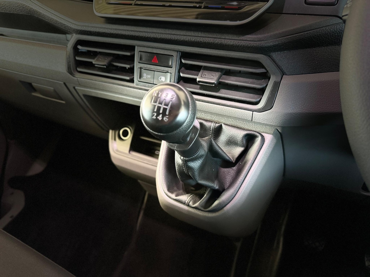 Used Volkswagen Crafter 2024 for sale - 76786926: Photo 48