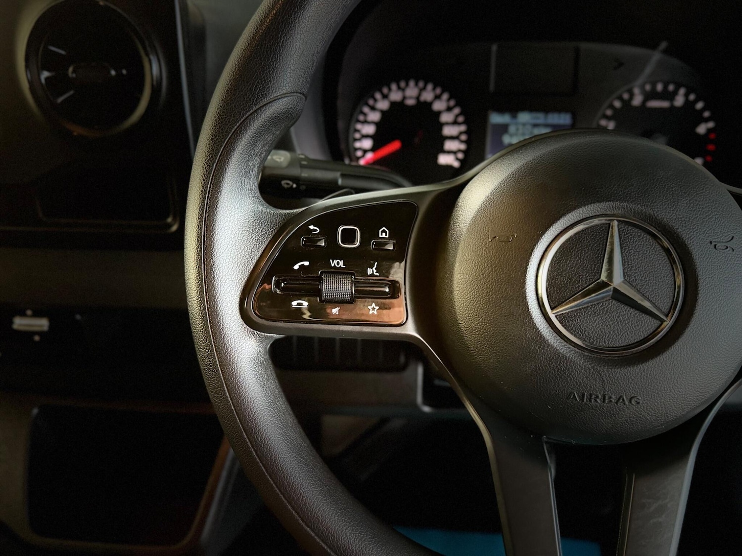 Used Mercedes-Benz Sprinter 2023 for sale - 76801917: Photo 42