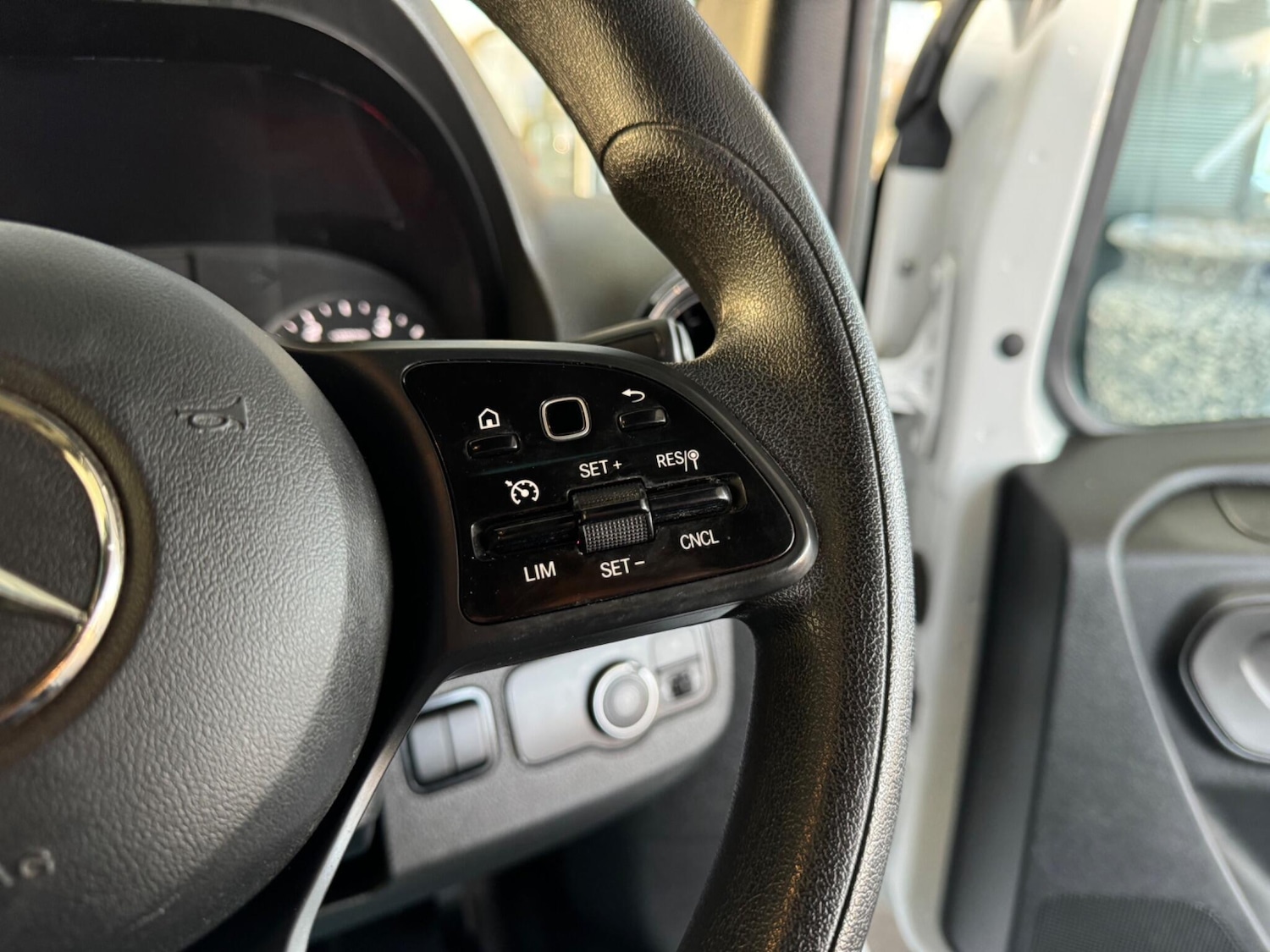 Used Mercedes-Benz Sprinter 2023 for sale - 76801917: Photo 43