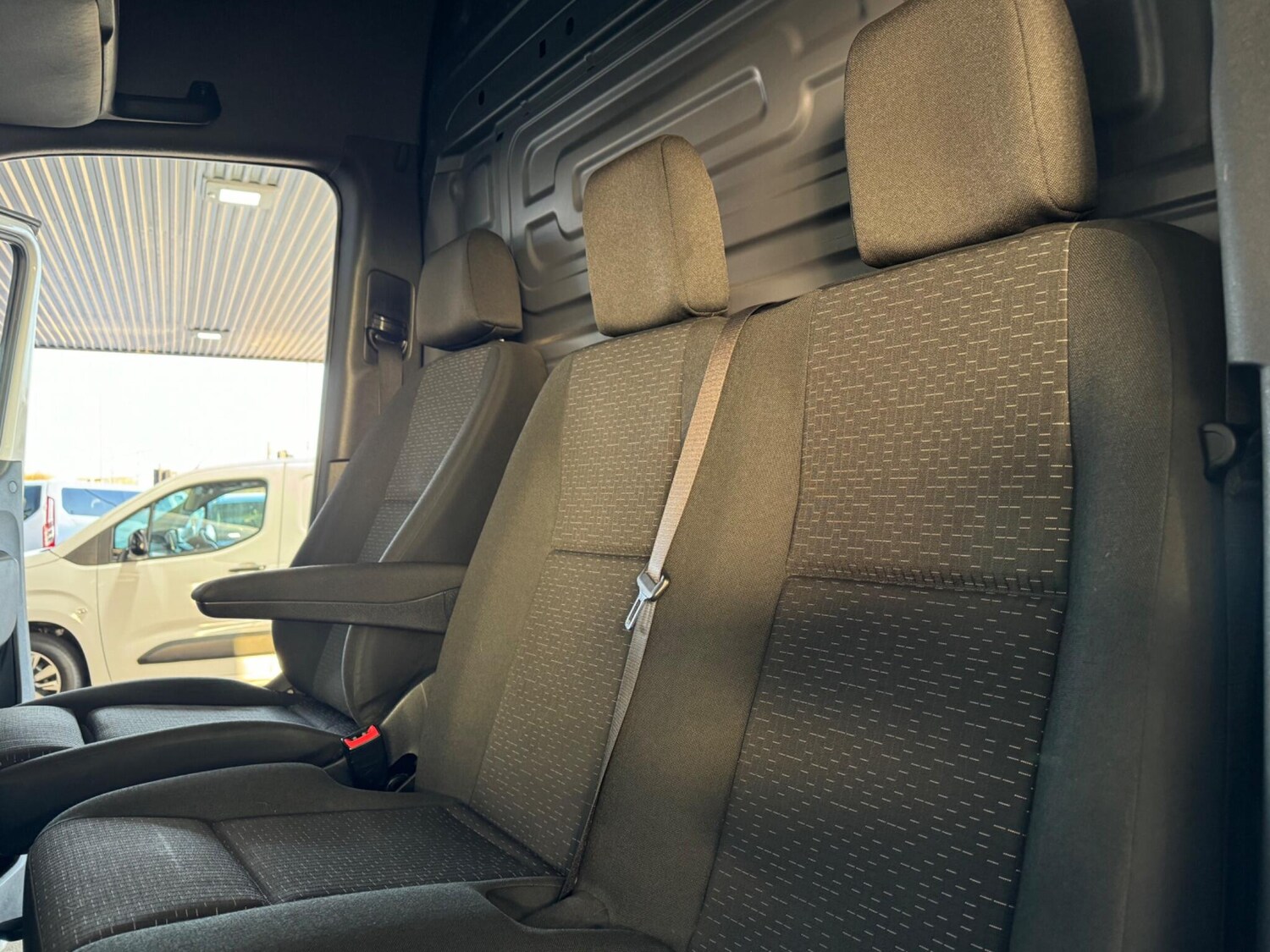 Used Mercedes-Benz Sprinter 2023 for sale - 76801917: Photo 67