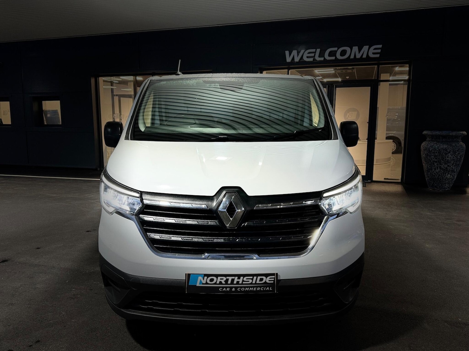 Used Renault Trafic 2022 for sale - 76512628: Photo 2