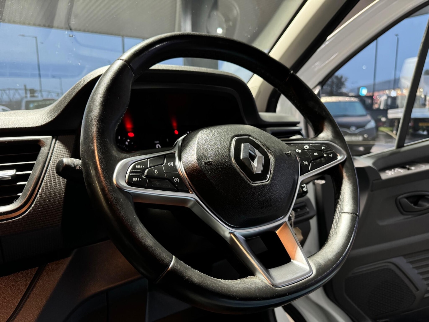 Used Renault Trafic 2022 for sale - 76512628: Photo 43