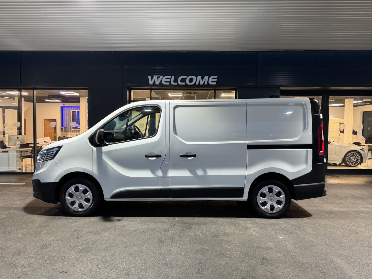 Used Renault Trafic 2022 for sale - 76512628: Photo 6