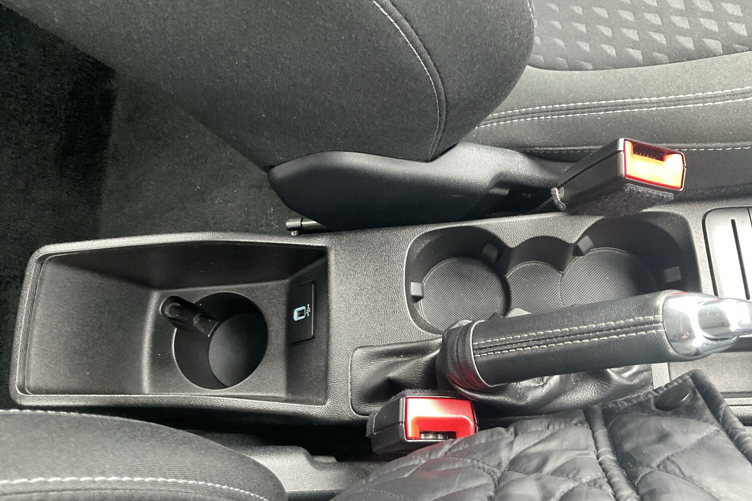 Used Ford Fiesta 2018 for sale - 76251730: Photo 20