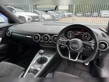 Used Audi TT 2017 for sale - 76074408: Photo